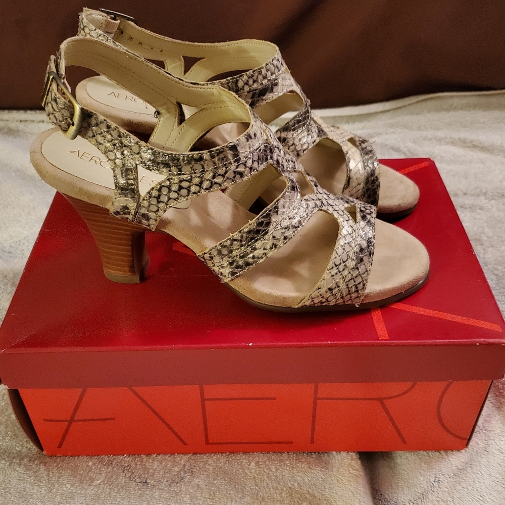 Snakeskin Aerosoles shoes